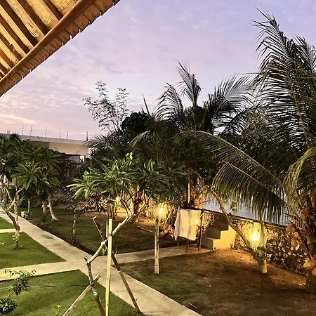 Penyon Beach House Ped Exterior foto